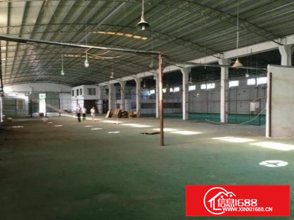 荷城宜兴街出租独院1500平方简易厂房，配电大，可过环评！