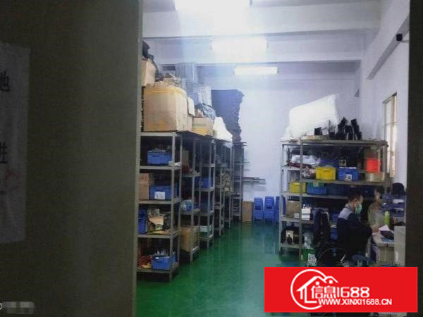 横岗六约村新出全新楼上2500平厂房带装修分出租，不需转让费