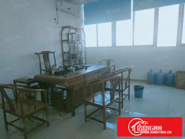 常平东莞东新出楼上1600平精装修厂房出租水电齐全无转让费