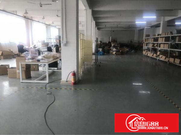 观澜高尔夫新出800平方，精装修办公室，水电齐全