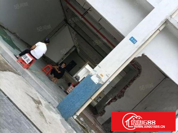 南岭村委8000平方厂房出租