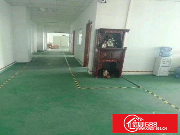 大浪劳动者广场附近新出楼上400平带装修厂房急租