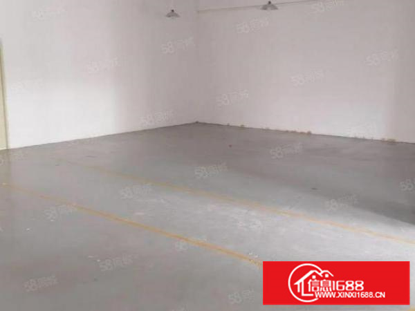 横岗西坑有小面积带装修厂房带电梯