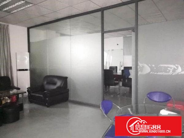 观澜靠近龙华1680平独门独院厂房出租交通便利易招