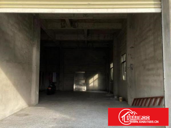 可做小型加工厂，有厕所，有厨房