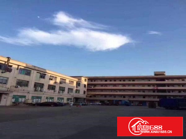 标准厂房二楼有电梯、