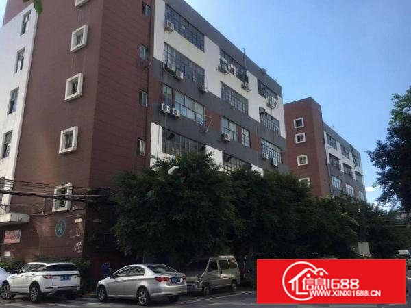 秀峰工业城半层650平租26元/平即租即用