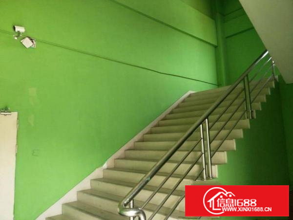 临深圳免中介费、3500平2F带精装修火热招租