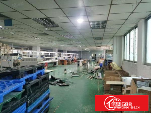 乌沙新出楼上2000平方厂房（豪华装修）