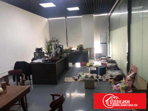 沙井客运站后面，二楼492平米，适合做仓库