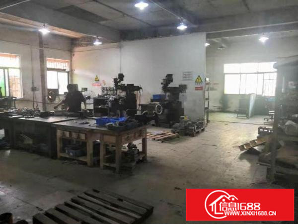 碧岭工业区大路边工业园一楼厂房250平方出租带装修