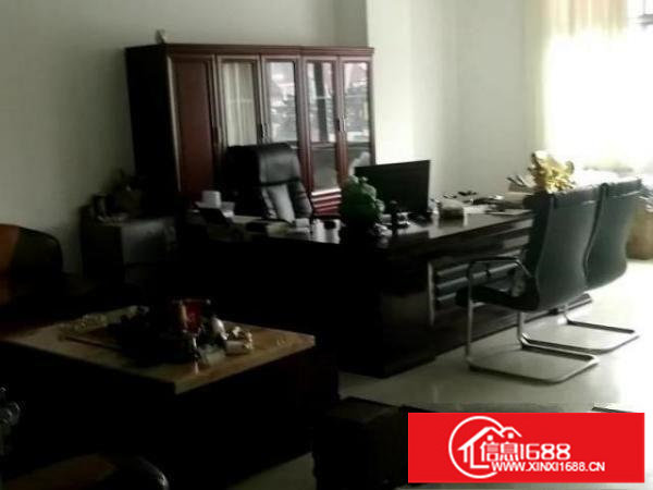 出租横岗塘坑地铁站边楼上精装办公室200平米水电齐全