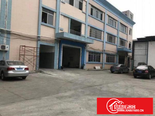 坂田贝尔路一楼900平仓库出租，带红本，出入方便，地段旺