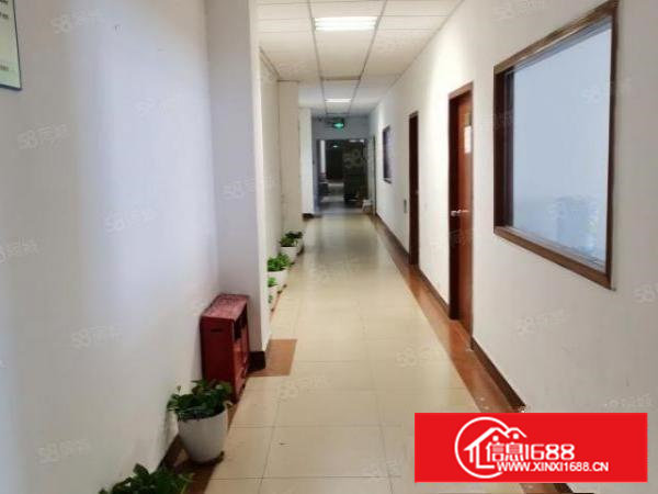 西乡现成无尘车间1600平可以分租一半800