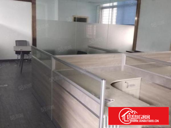 万江小独院厂房两层900平方出租，有办公室装修，配套齐全