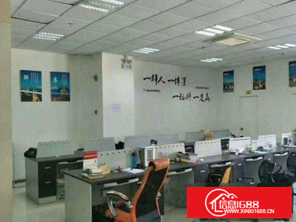 仲恺潼湖标准一楼800平方厂房出租，现成办公室装修，电大可增