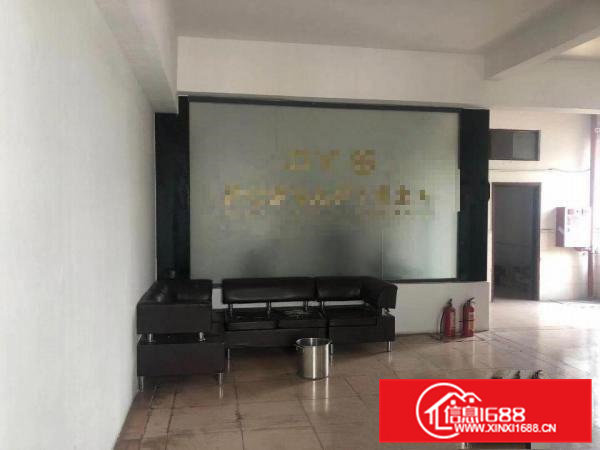 常平5800元现成办公装修3楼650平2吨电梯拎包入住