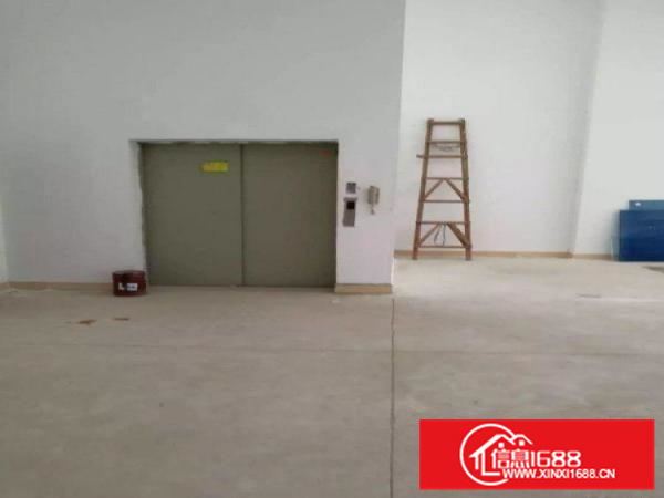 三栋数码园，原业主独院花园式厂房20000平方出租