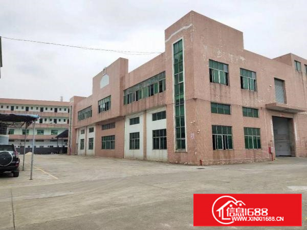 长安新出3层独门独院厂房4800平方，院子空地大