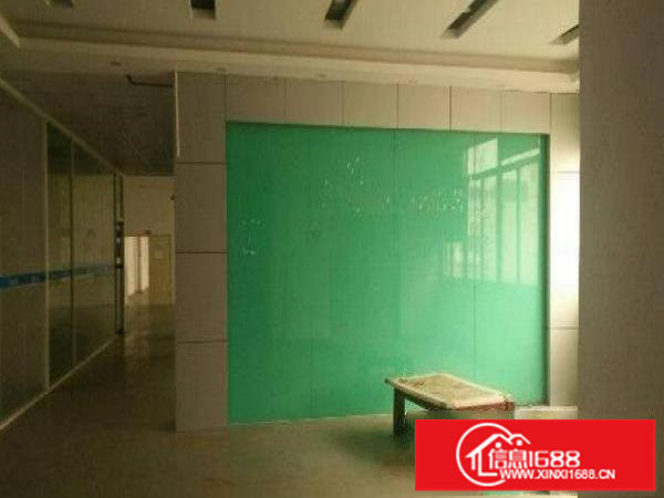 布吉中兴路附近楼上500平标准厂房出租