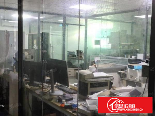 西乡大道边新出，原房东楼上1100平带装修。