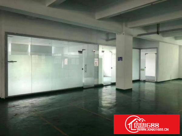 平湖富民工业区楼上带装修厂房1900平米