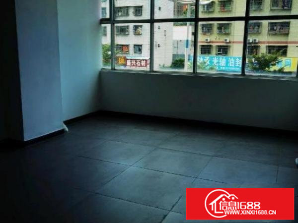 主干道旁新城市花园二楼2700平可办公可分租可商业配套