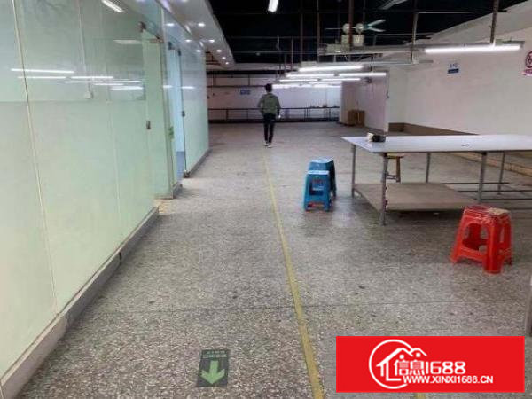 龙眼现成服装厂500平方出租，价格实惠！
