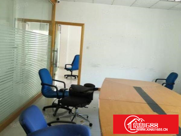 观澜章阁.花园式工业园.带装修带办公室.三楼1200平方厂房