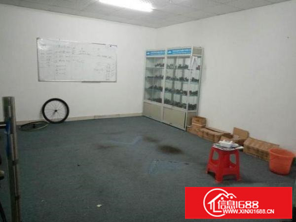 出租龙华区金凯科技园B401