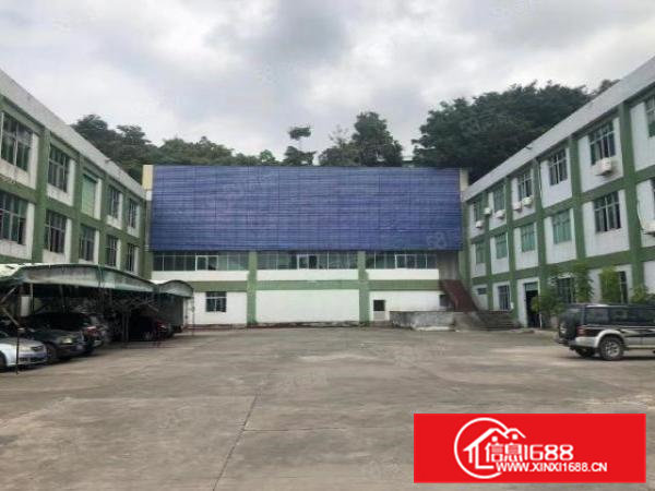 常平镇独院厂房总面积共13000平方米，现成水电装修可办环评