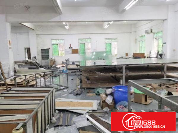 坂田地铁站厂房出租900平，适合做仓库电商等