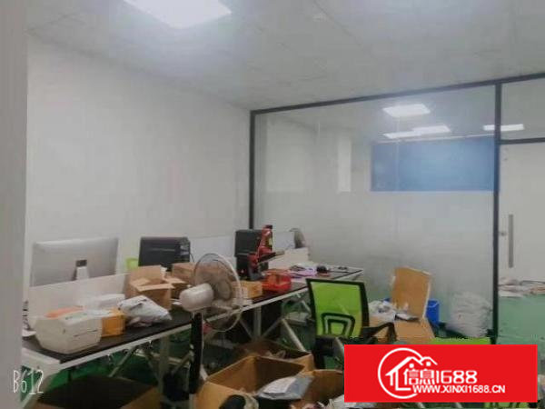 出租常平横江厦300平厂房，价格实惠，水电齐全，主线到位