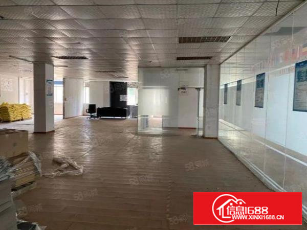 石岩料坑小面积厂房出租280平米大小可分