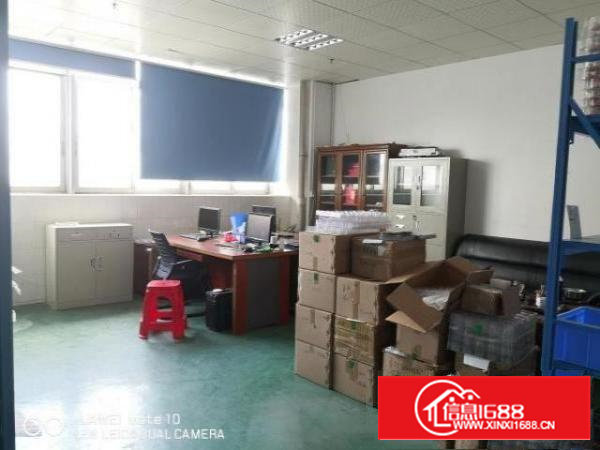 石岩应人石新出精装修400平方厂房出租，免转让费