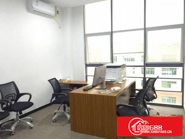 布吉236平米写字楼带地毯精装办公室空调，停车位免费
