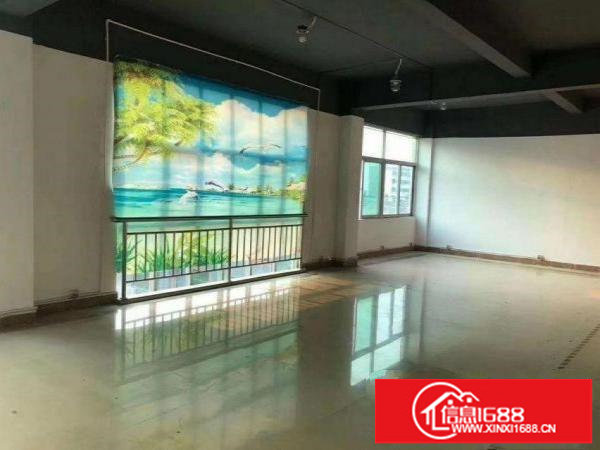 横岗红棉楼上550平精装办公厂房出租，货车出入方便