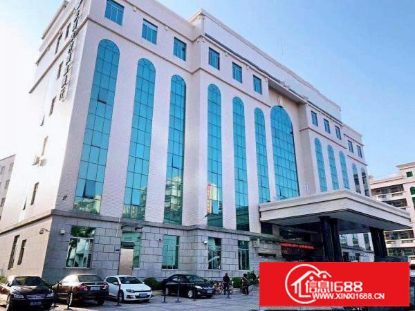 横岗六约站附近300平厂房20元一平，现成装修，拎包入住