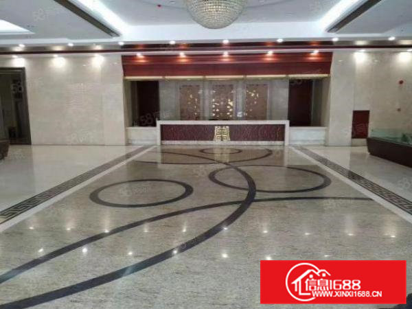 凤岗雁田第三工业区2000平方独院整栋花园式厂房出租空地超大