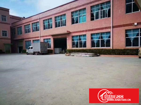 清溪小独院原房东2400平方，现成水电装修，一楼5.5米