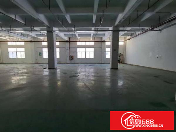 原房东重工业厂房出租。