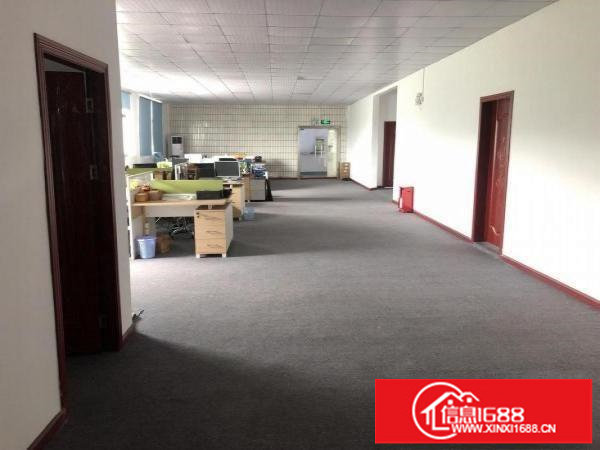 坑梓高速口标准厂房楼上整层1450平方带装修可分租