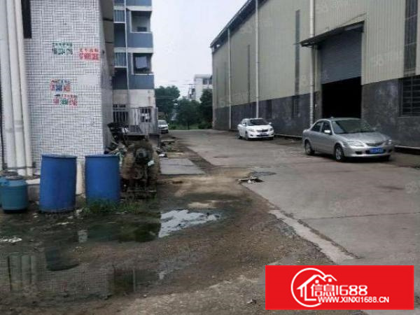 现成两台10吨航车免费用，配套独立办公宿舍，非常适合做门窗！