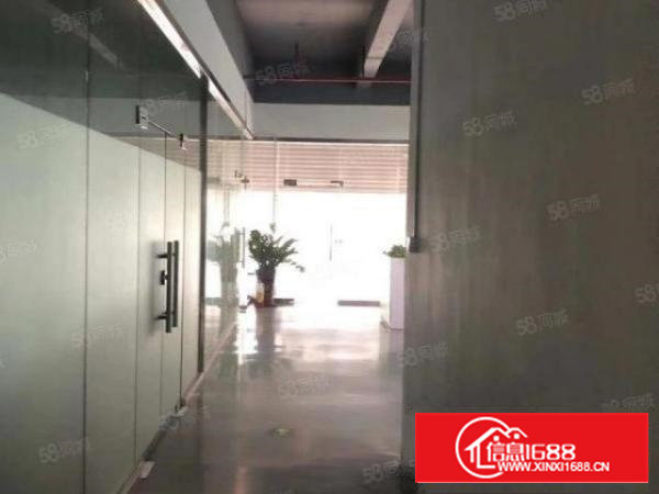 石岩三祝里原房东厂房仓库办公室出租三楼2000平，带豪华精装