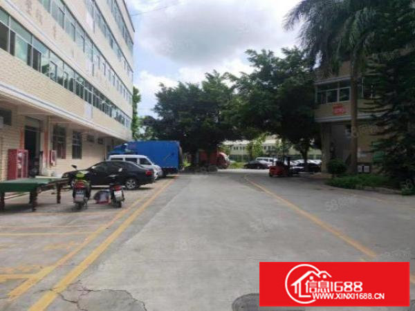 龙华大浪商业中心旁新出4楼995平低价厂房出租