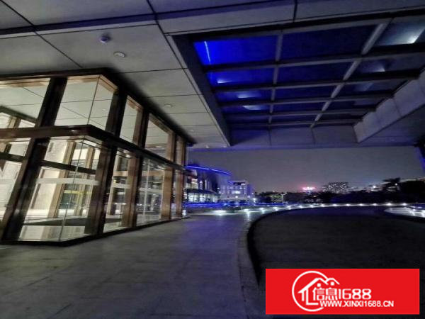 坂田地铁站100至1000平精装修岀租