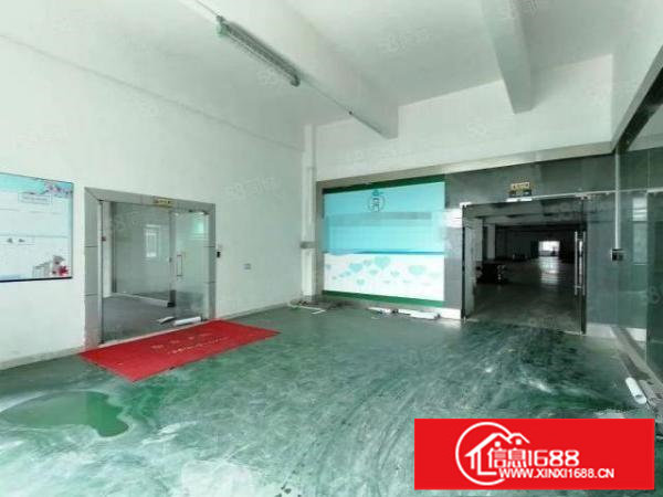 观澜梅观高速口独院厂房楼上3600平方出租水电齐全精装修。