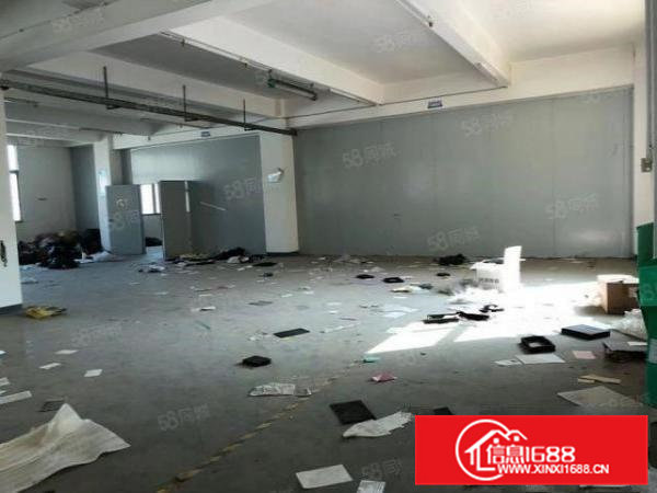 大岭山杨屋新空出4楼1000平标准厂房出租，水电齐全