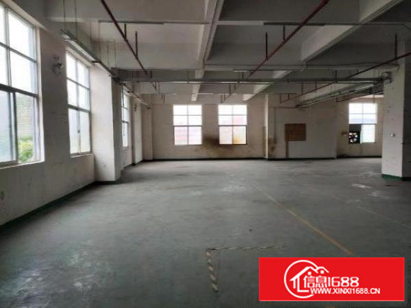 厂房位于沙井新桥，107国道边上楼上790平，现己空出，