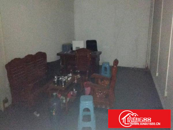 龙岗区平湖富民工业区标准一楼厂房出租